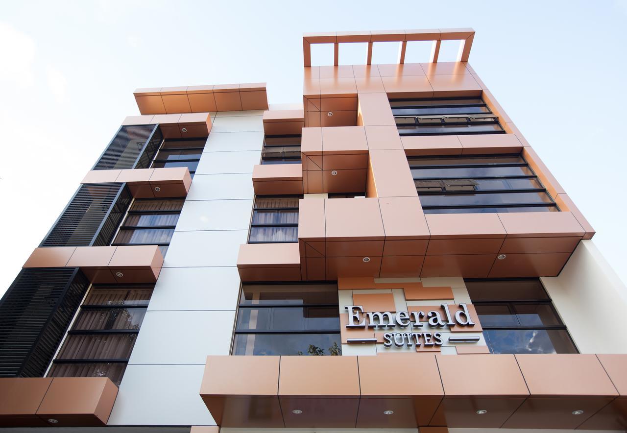 Emerald Suites Cdo 카가얀드오로 외부 사진